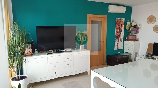 Imagen 13 Inmueble 301610 - Piso en venta en Badajoz / Cerro Gordo - en la calle de mayor actividad comercial