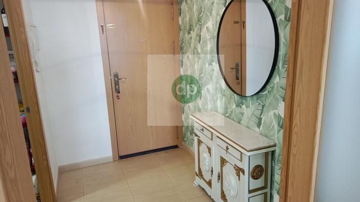 Imagen 5 Piso en venta en Badajoz / Cerro Gordo - en la calle de mayor actividad comercial