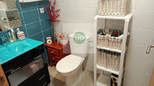 Imagen 31 Inmueble 301610 - Piso en venta en Badajoz / Cerro Gordo - en la calle de mayor actividad comercial