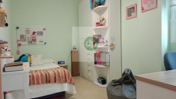 Imagen 25 Piso en venta en Badajoz / Cerro Gordo - en la calle de mayor actividad comercial