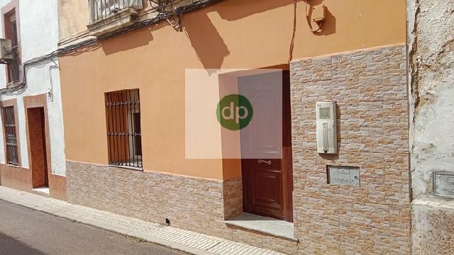 Imagen 2 Inmueble 302228 - Planta Baja en venta en Badajoz / Perpendicular a Ronda del Pilar. 