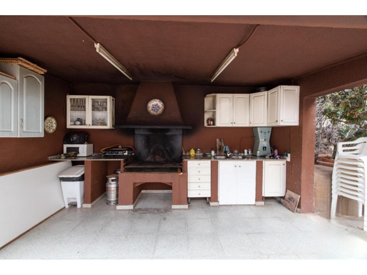 Imagen 12 Casa Rústica en venta en Petrer / Urbanización Loma Badá cerca de la barrera