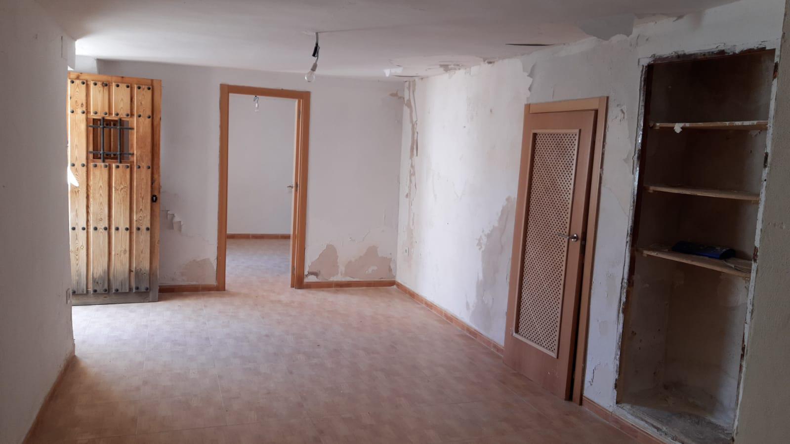 Imagen 6 Casa Adosada en venta en Higueruela / Junto a Plaza Mayor