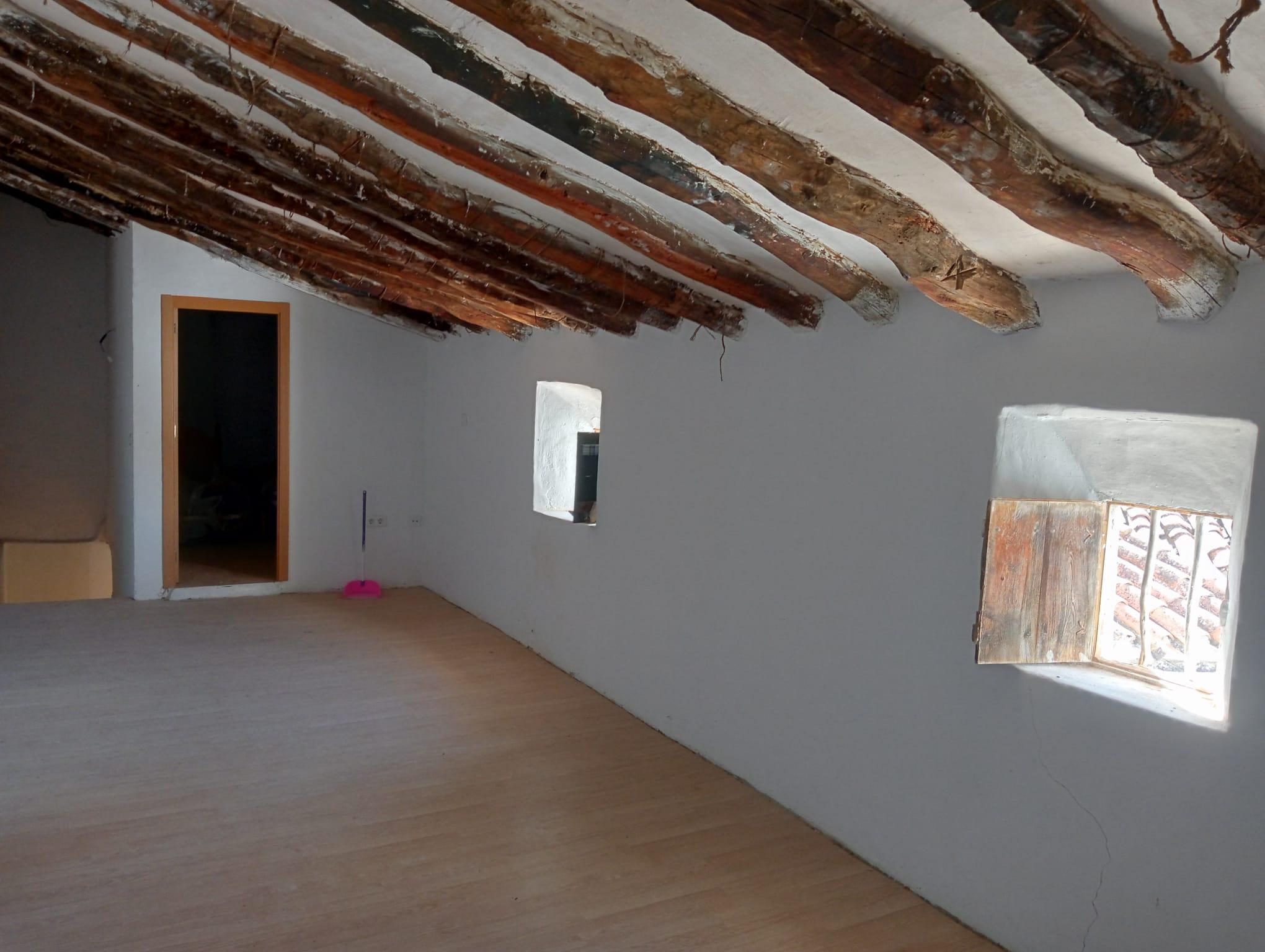 Imagen 2 Casa Adosada en venta en Higueruela / Junto a Plaza Mayor