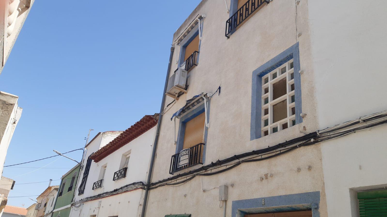 Imagen 1 Casa Adosada en venta en Fuente-álamo / A 2 calles del Ayuntamiento