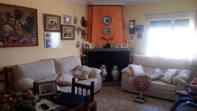 Imagen 19 Inmueble 277328 - Casa Aislada en venta en Montealegre Del Castillo / Zona Consultorio. Carretera Montealegr...