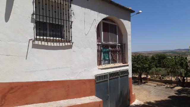 Imagen 5 Inmueble 277328 - Casa Aislada en venta en Montealegre Del Castillo / Zona Consultorio. Carretera Montealegr...