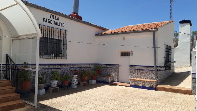 Imagen 3 Inmueble 277328 - Casa Aislada en venta en Montealegre Del Castillo / Zona Consultorio. Carretera Montealegr...
