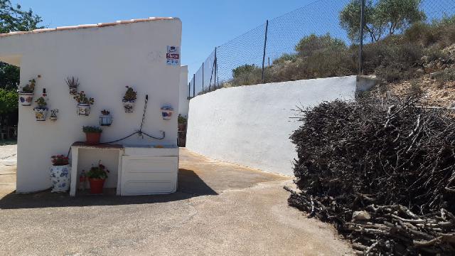 Imagen 7 Inmueble 277328 - Casa Aislada en venta en Montealegre Del Castillo / Zona Consultorio. Carretera Montealegr...