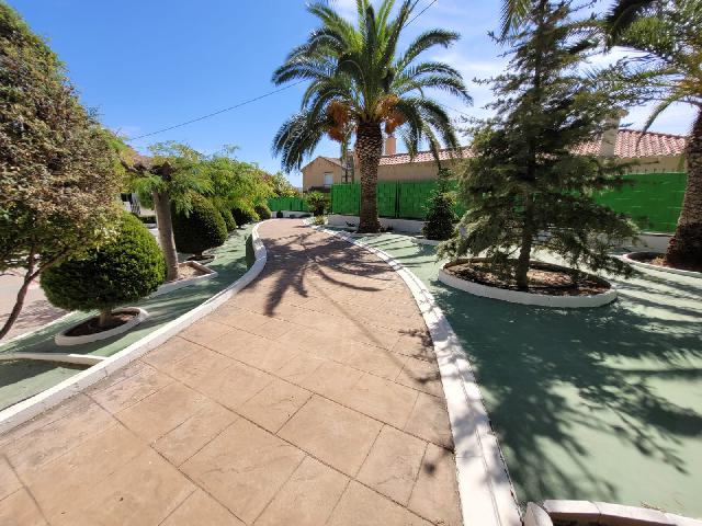 Imagen 4 Inmueble 280749 - Casa Aislada en venta en Caudete / Avenida Las Jornetas