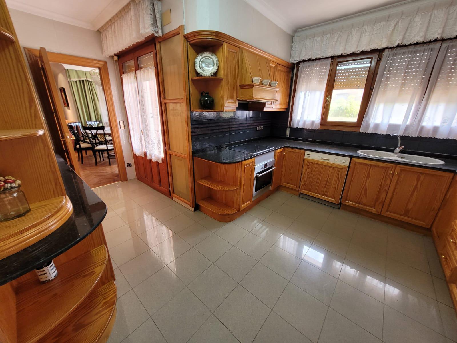 Imagen 14 Casa Aislada en venta en Caudete / Avenida Las Jornetas