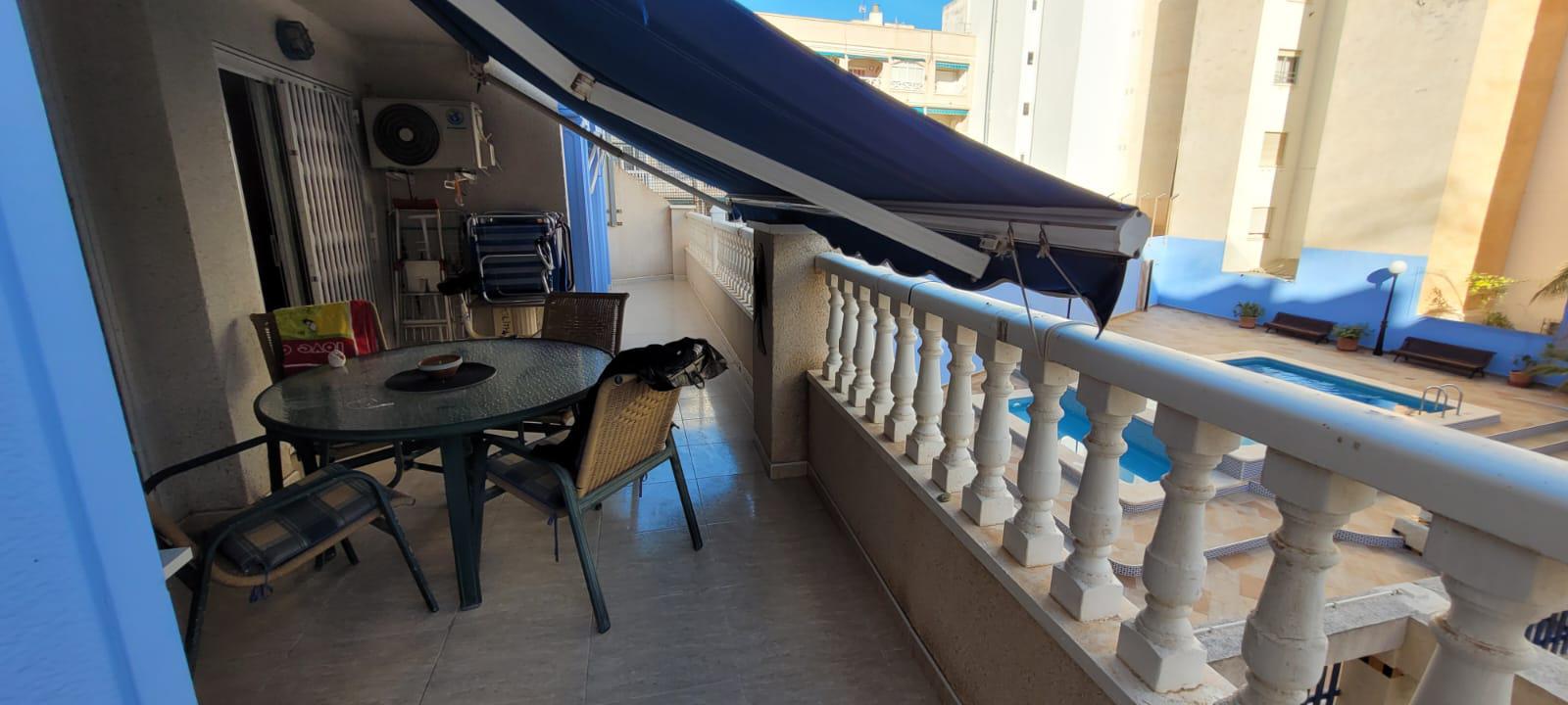 Imagen 8 Apto. Playa en venta en Torrevieja / A 50 metros del paseo de la Playa de los Locos