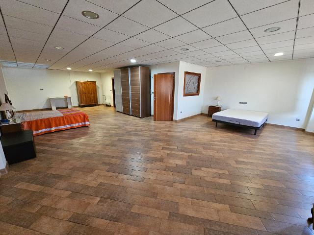 Imagen 4 Inmueble 282438 - Casa Adosada en venta en Elda / Junto al Club de Campo