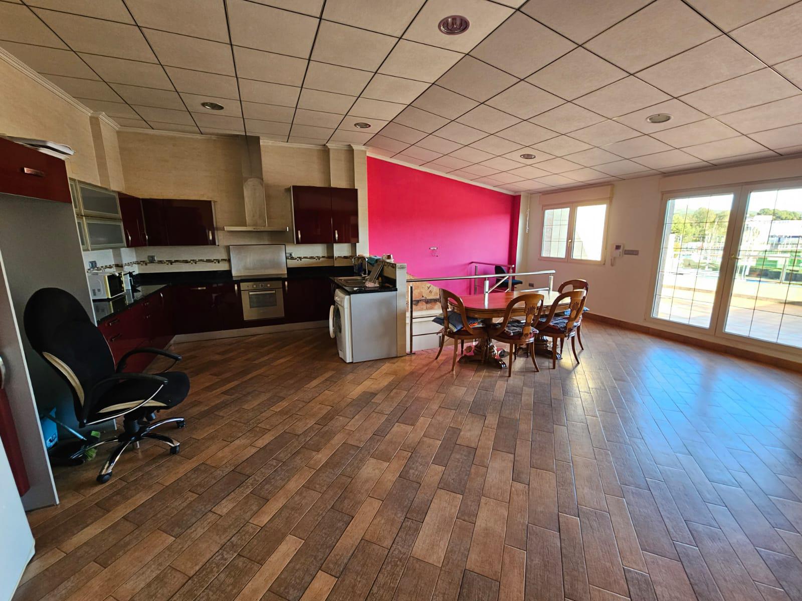 Imagen 13 Casa Adosada en venta en Elda / Junto al Club de Campo