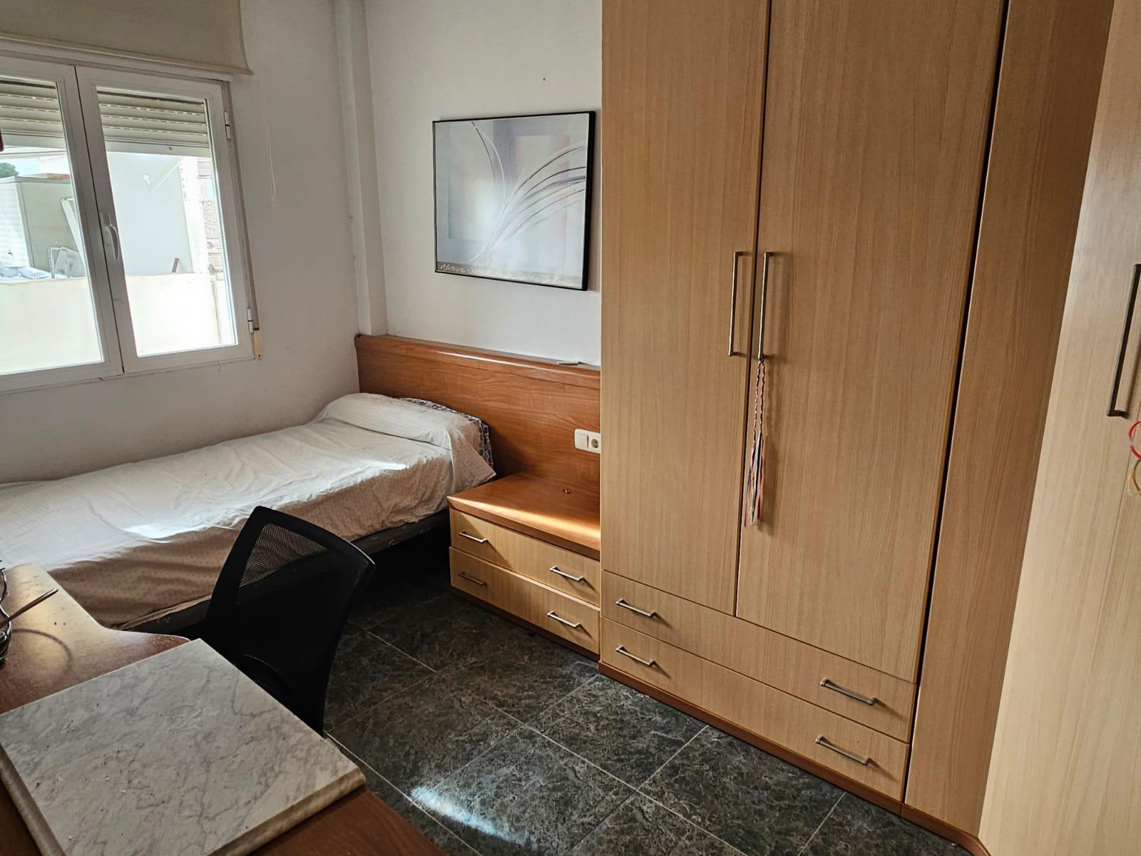 Imagen 20 Casa Adosada en venta en Monóvar/monòver / Adosado en venta en la zona Centro de Salud de ...