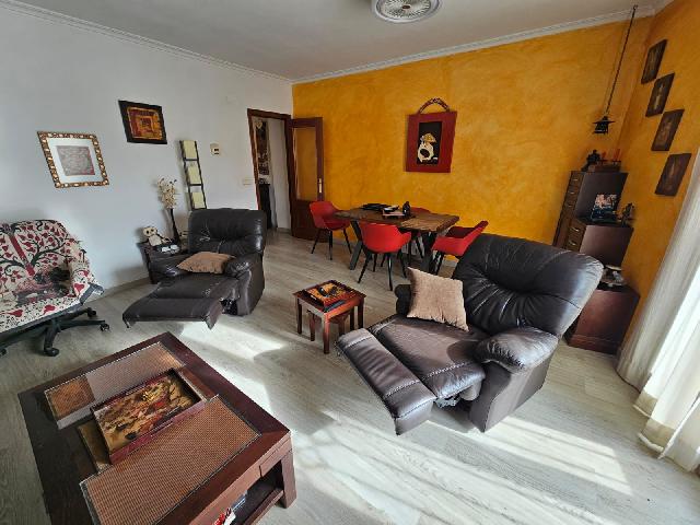 Imagen 1 Inmueble 289783 - Casa Adosada en venta en Monóvar/monòver / Adosado en venta en la zona Centro de Salud de ...