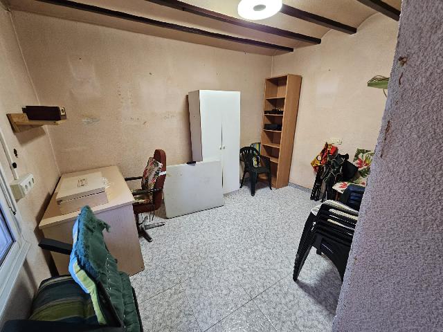 Imagen 16 Inmueble 290659 - Casa Adosada en venta en Monóvar/monòver / Casa de 2 plantas, patio y cueva en Las Casas d...