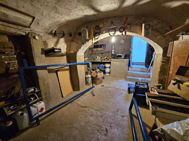 Imagen 37 Inmueble 290659 - Casa Adosada en venta en Monóvar/monòver / Casa de 2 plantas, patio y cueva en Las Casas d...