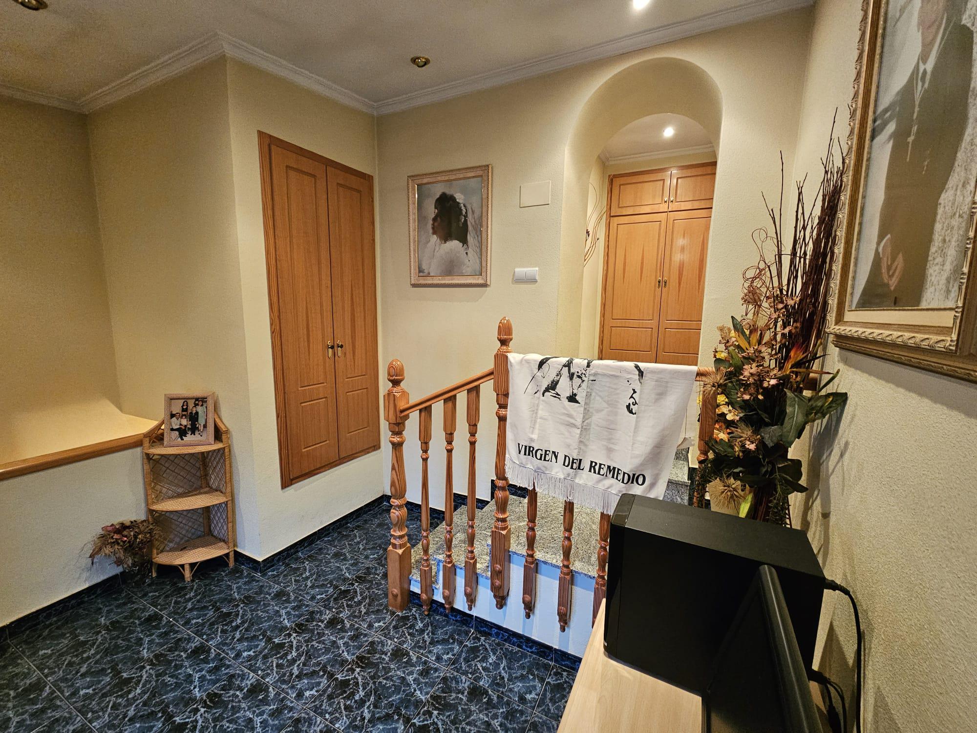 Imagen 19 Casa Adosada en venta en Monóvar/monòver / Casa de 2 plantas, patio y cueva en Las Casas d...