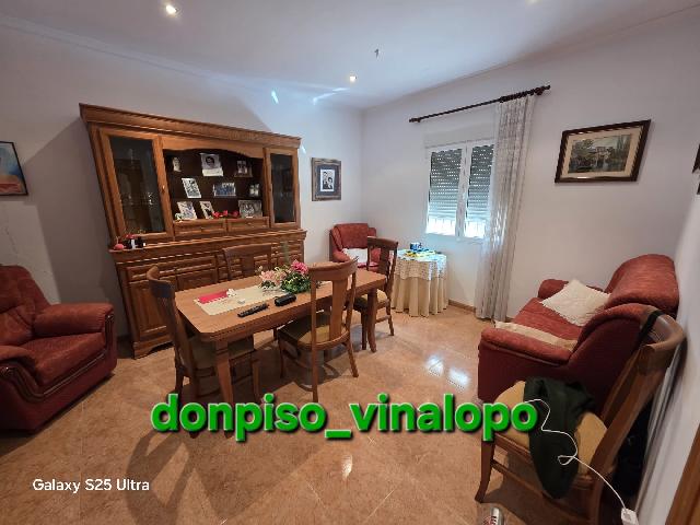 Imagen 1 Inmueble 293063 - Casa Adosada en venta en Navas De Jorquera / Calle Jardín, cerca del parque infantil. 