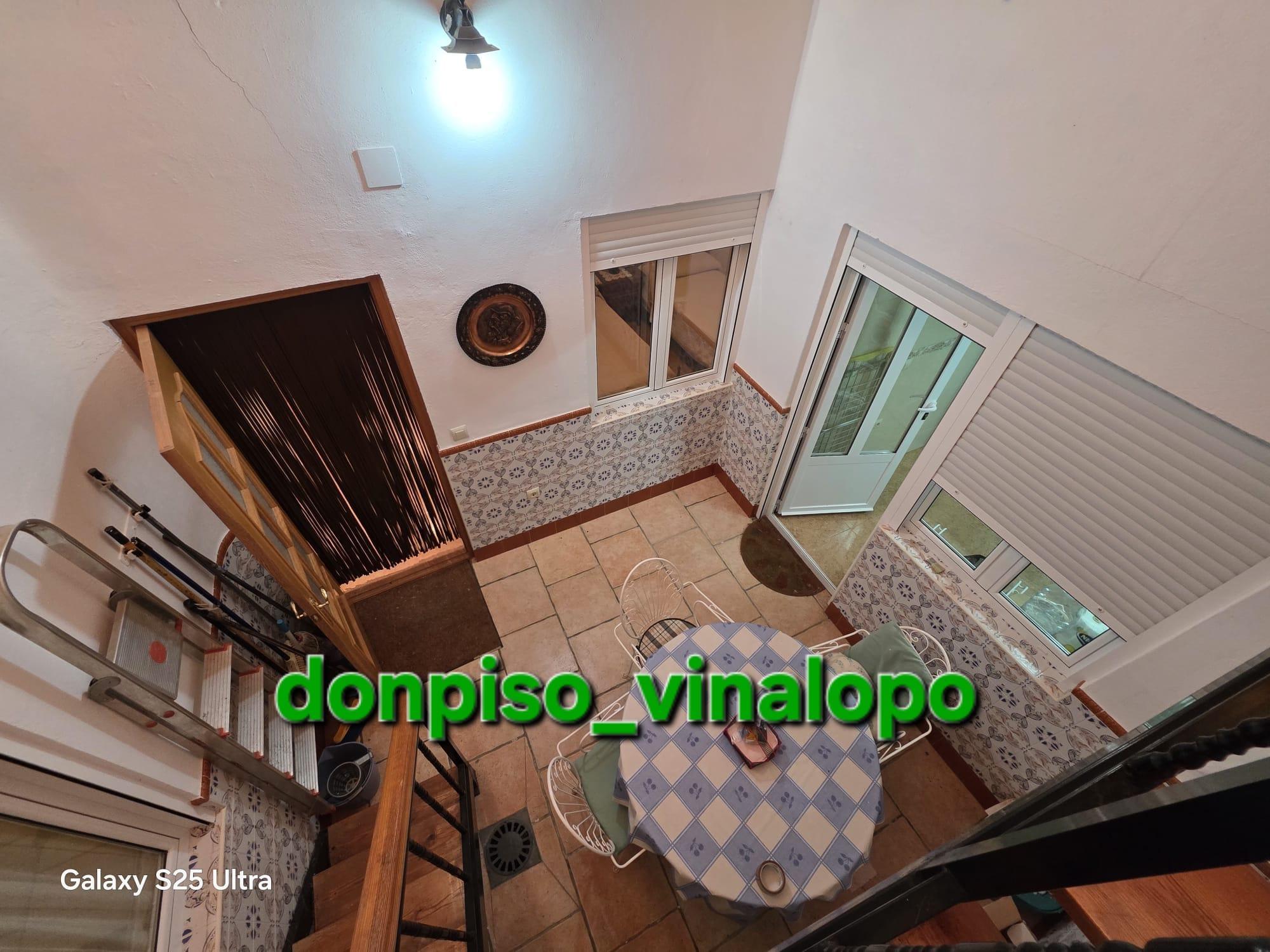 Imagen 18 Casa Adosada en venta en Navas De Jorquera / Calle Jardín, cerca del parque infantil. 