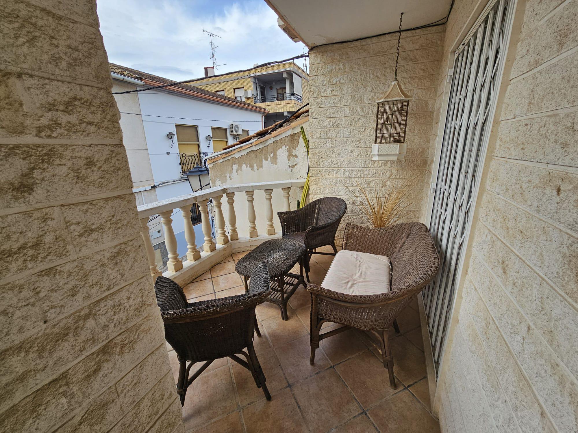 Imagen 32 Casa Adosada en venta en Pinós El/pinoso / Casa unifamiliar zona Maisonnave-Pza.Virgen d...