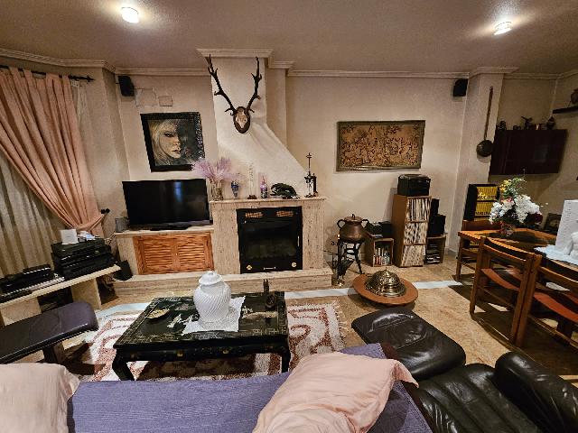 Imagen 8 Inmueble 293865 - Casa Adosada en venta en Pinós (El)/pinoso / Casa unifamiliar zona Maisonnave-Pza.Virgen d...