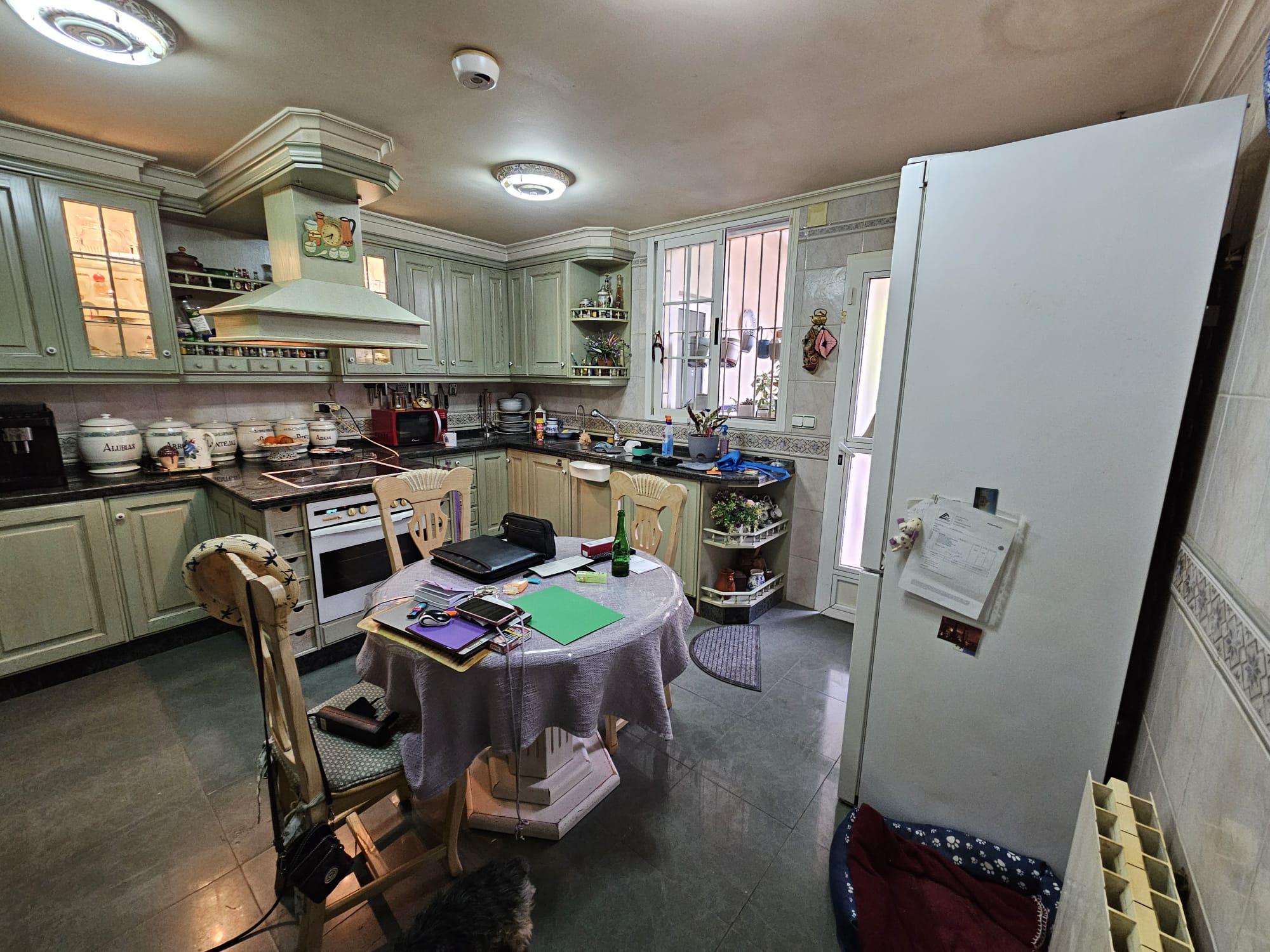 Imagen 17 Casa Adosada en venta en Pinós El/pinoso / Casa unifamiliar zona Maisonnave-Pza.Virgen d...