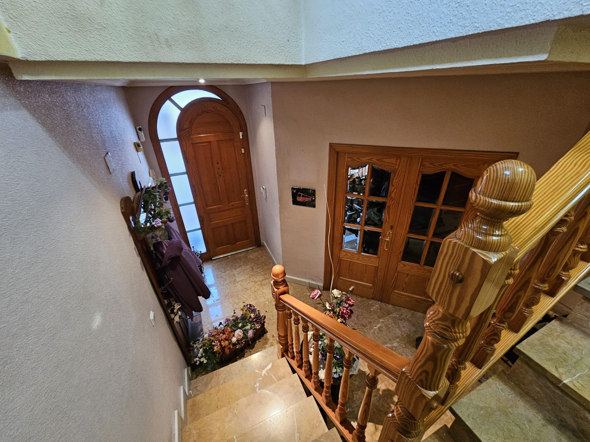 Imagen 6 Casa Adosada en venta en Pinós El/pinoso / Casa unifamiliar zona Maisonnave-Pza.Virgen d...