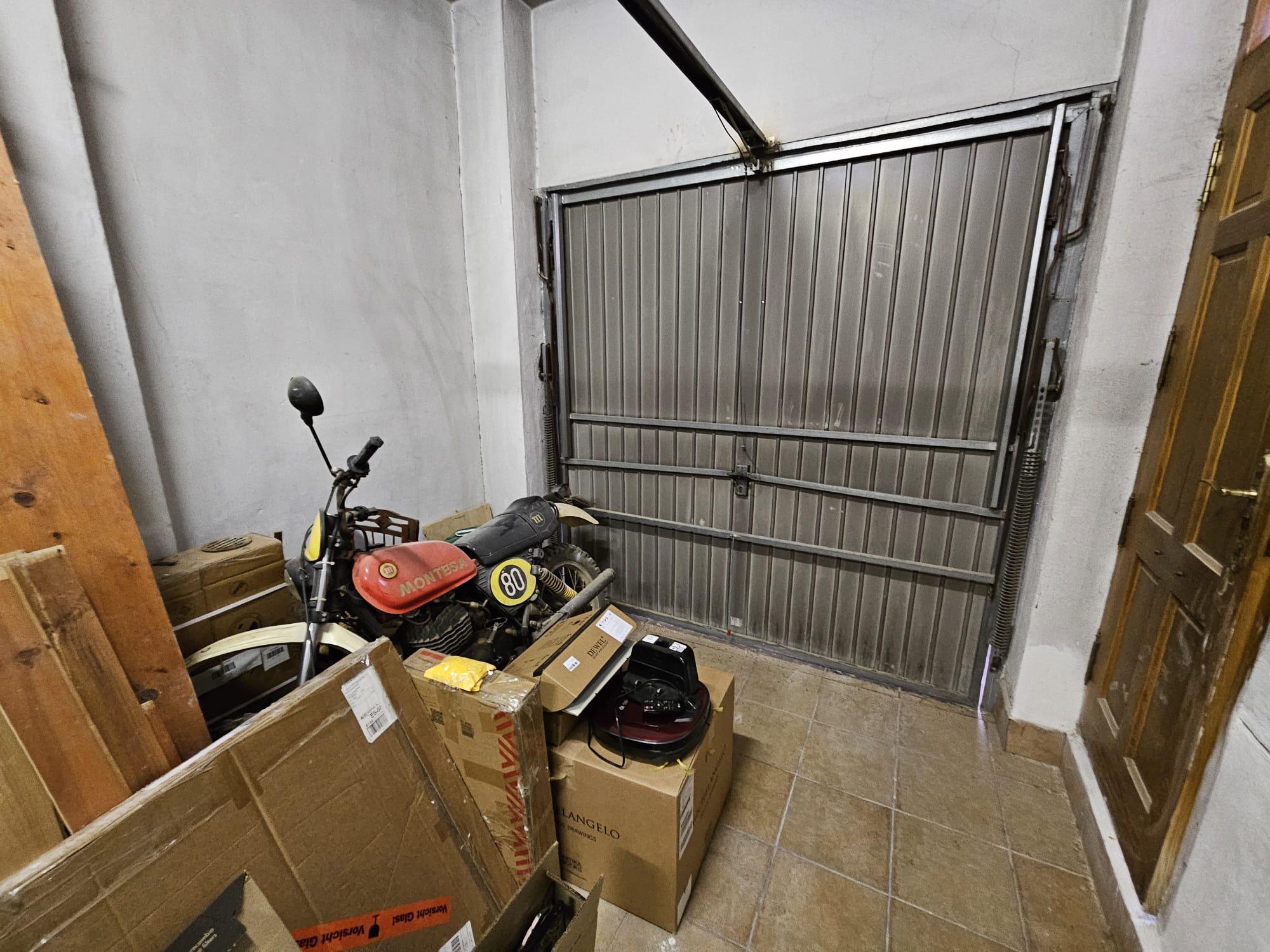 Imagen 48 Casa Adosada en venta en Pinós El/pinoso / Casa unifamiliar zona Maisonnave-Pza.Virgen d...