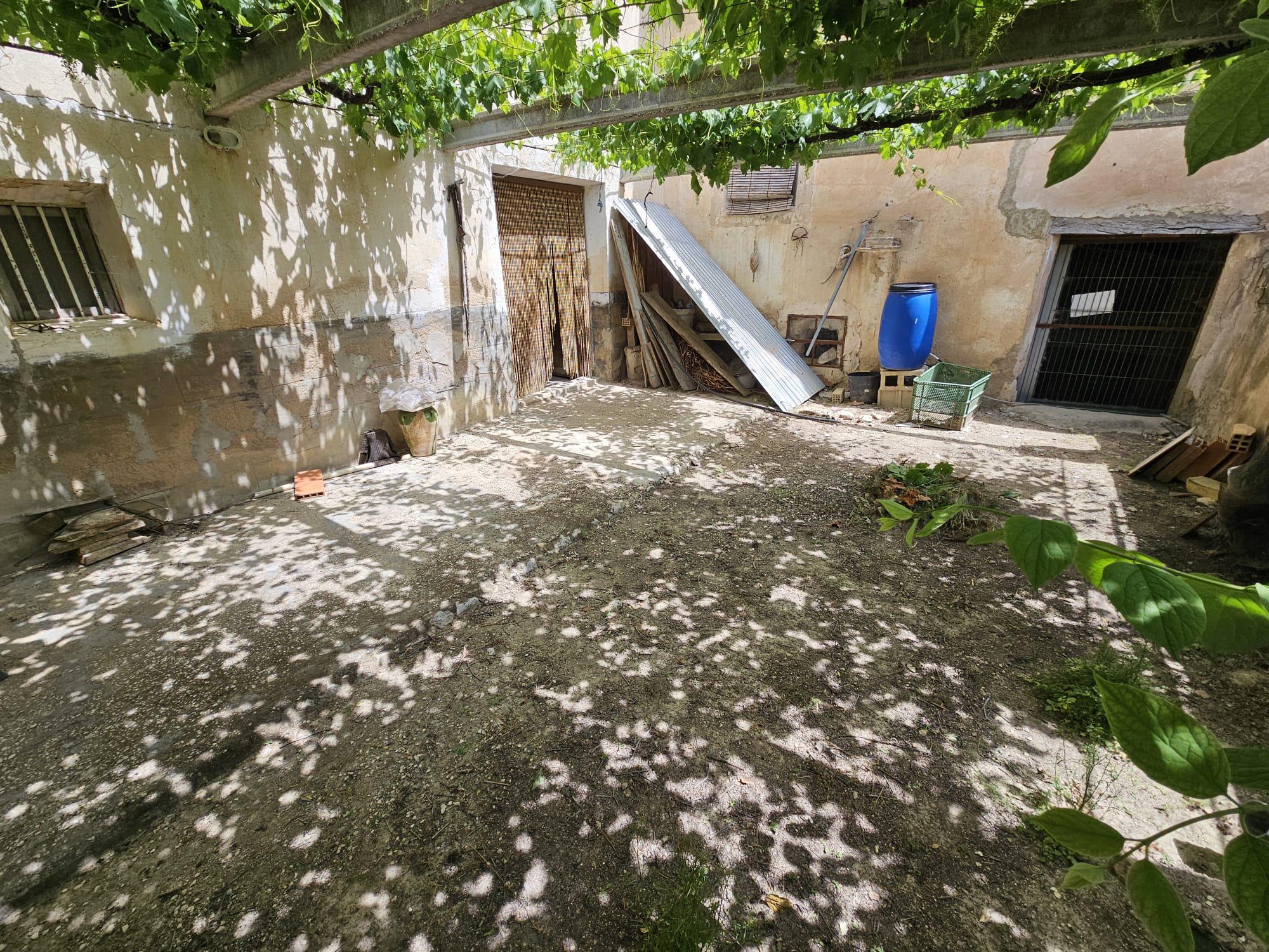 Imagen 3 Casa Rústica en venta en Torremanzanas/torre De Les Maçanes La / Finca rústica en Partid...