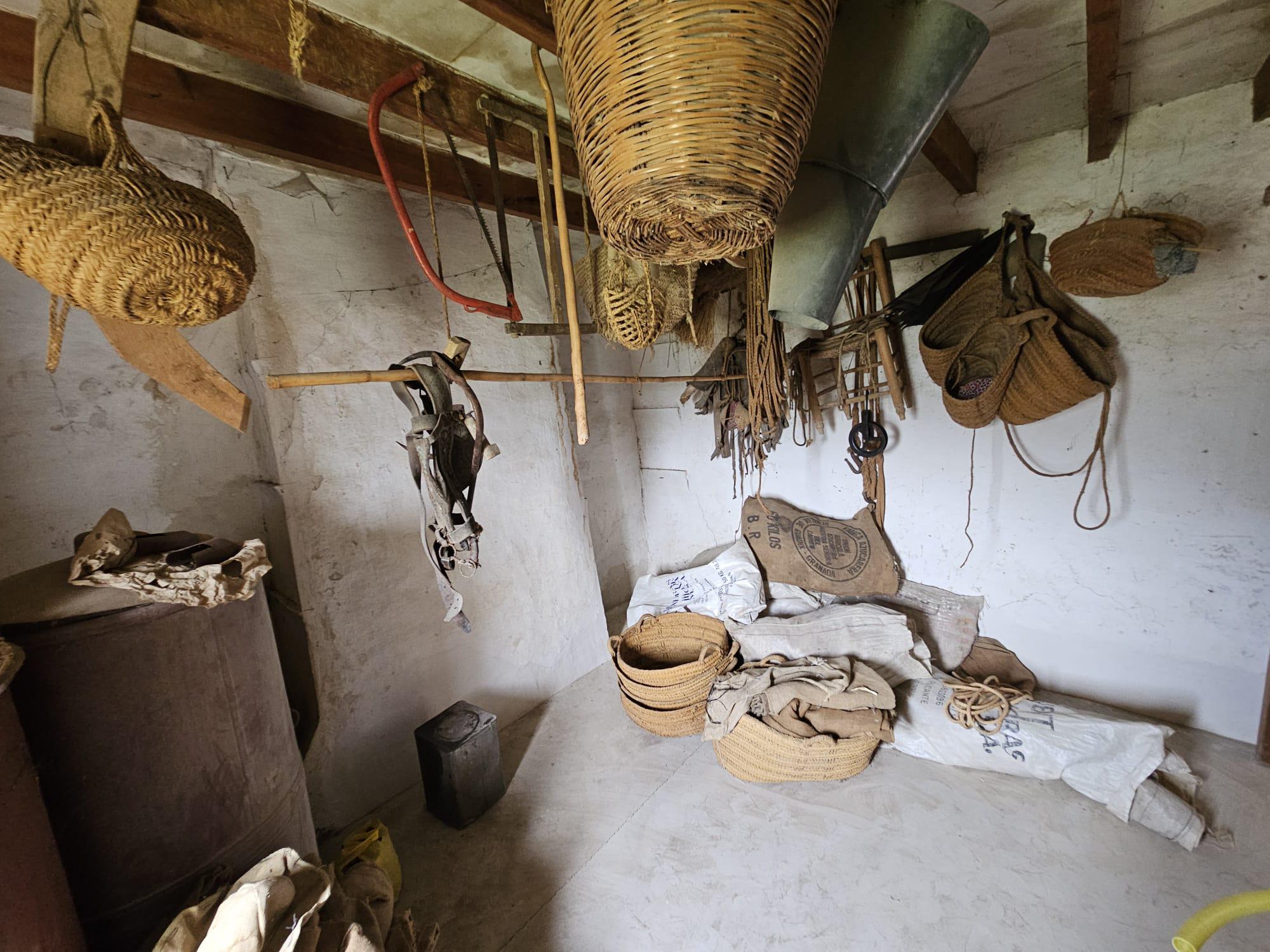 Imagen 34 Casa Rústica en venta en Torremanzanas/torre De Les Maçanes La / Finca rústica en Partid...