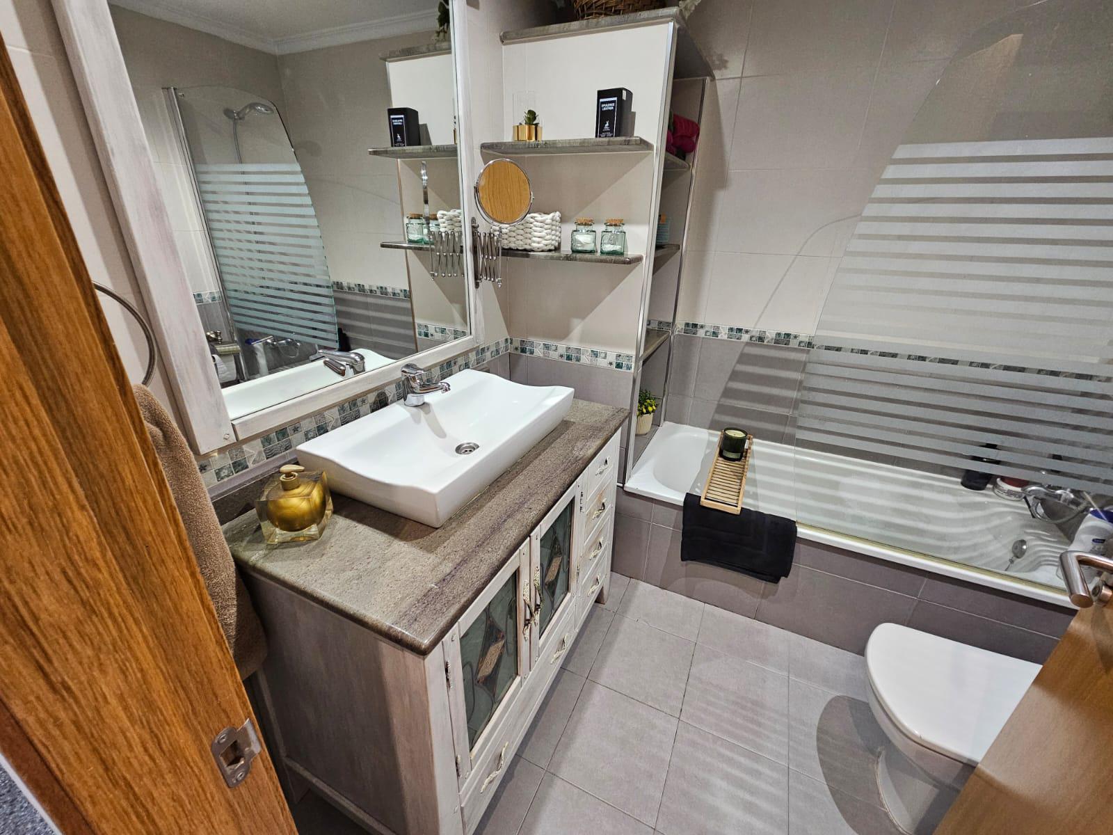 Imagen 21 Apartamento en venta en Petrer / Piso en Petrer, Avda. Madrid - I.E.S Azorín - Mercadona