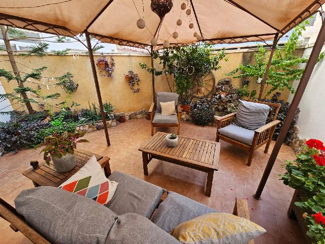 Imagen 1 Inmueble 296046 - Apartamento en venta en Petrer / Piso en Petrer, Avda. Madrid - I.E.S Azorín - Mercadona