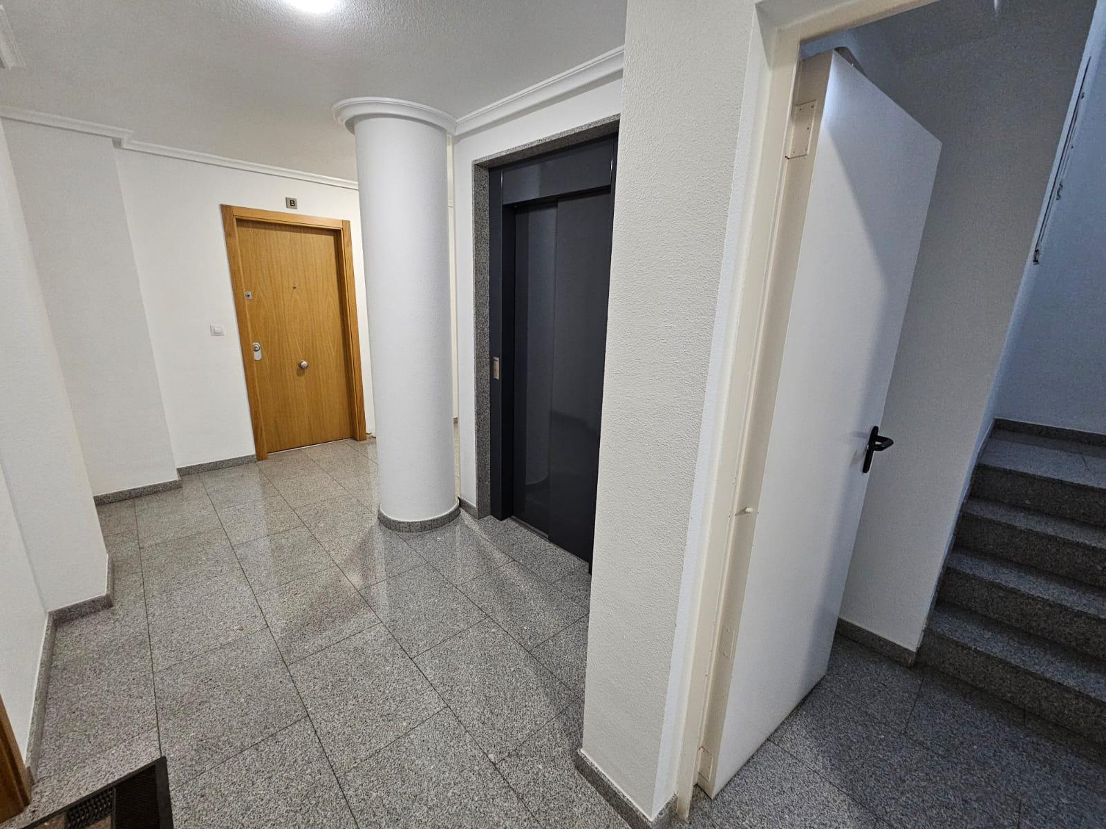 Imagen 39 Apartamento en venta en Petrer / Piso en Petrer, Avda. Madrid - I.E.S Azorín - Mercadona