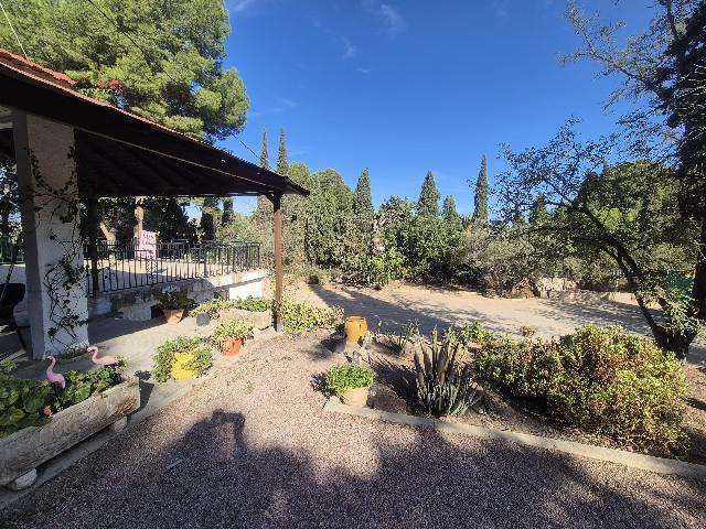 Imagen 10 Inmueble 296427 - Casa Rústica en venta en Elda / Casa de campo con piscina y 8.000m2 en Peña del Sol