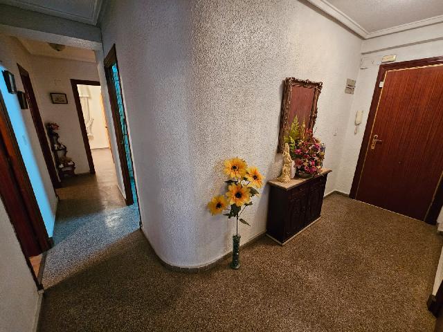 Imagen 1 Inmueble 296581 - Apartamento en venta en Elda / Piso 1º con ascensor en la avda. Reina Victoria