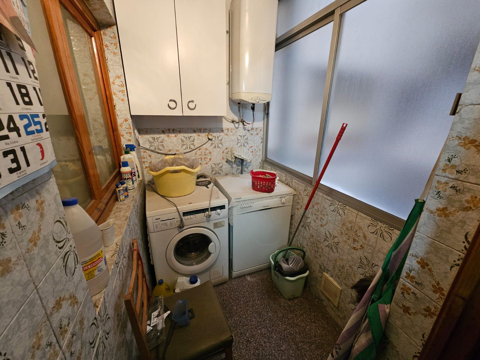 Imagen 10 Apartamento en venta en Elda / Piso 1º con ascensor en la avda. Reina Victoria