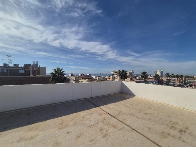 Imagen 26 Inmueble 297914 - Apto. Playa en venta en Santa Pola / Piso esquinero en Gran Playa, a una calle del mar