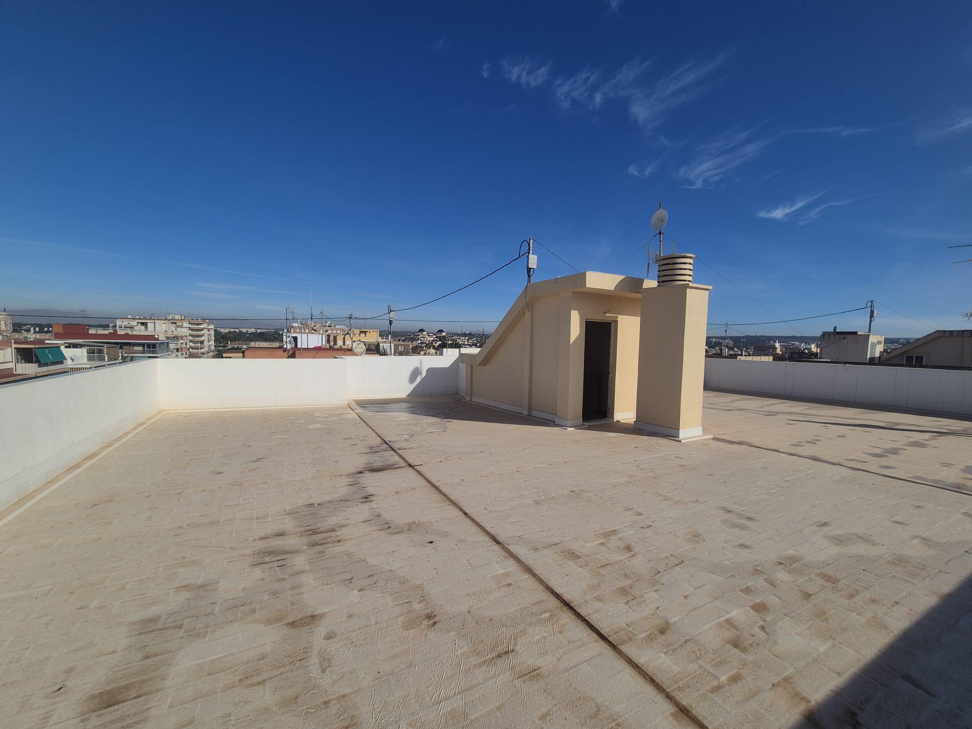 Imagen 24 Apto. Playa en venta en Santa Pola / Piso esquinero en Gran Playa, a una calle del mar