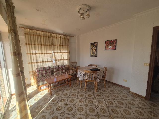 Imagen 6 Inmueble 297914 - Apto. Playa en venta en Santa Pola / Piso esquinero en Gran Playa, a una calle del mar