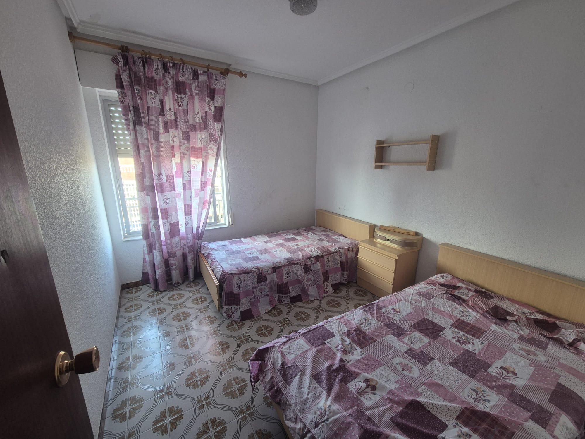 Imagen 18 Apto. Playa en venta en Santa Pola / Piso esquinero en Gran Playa, a una calle del mar