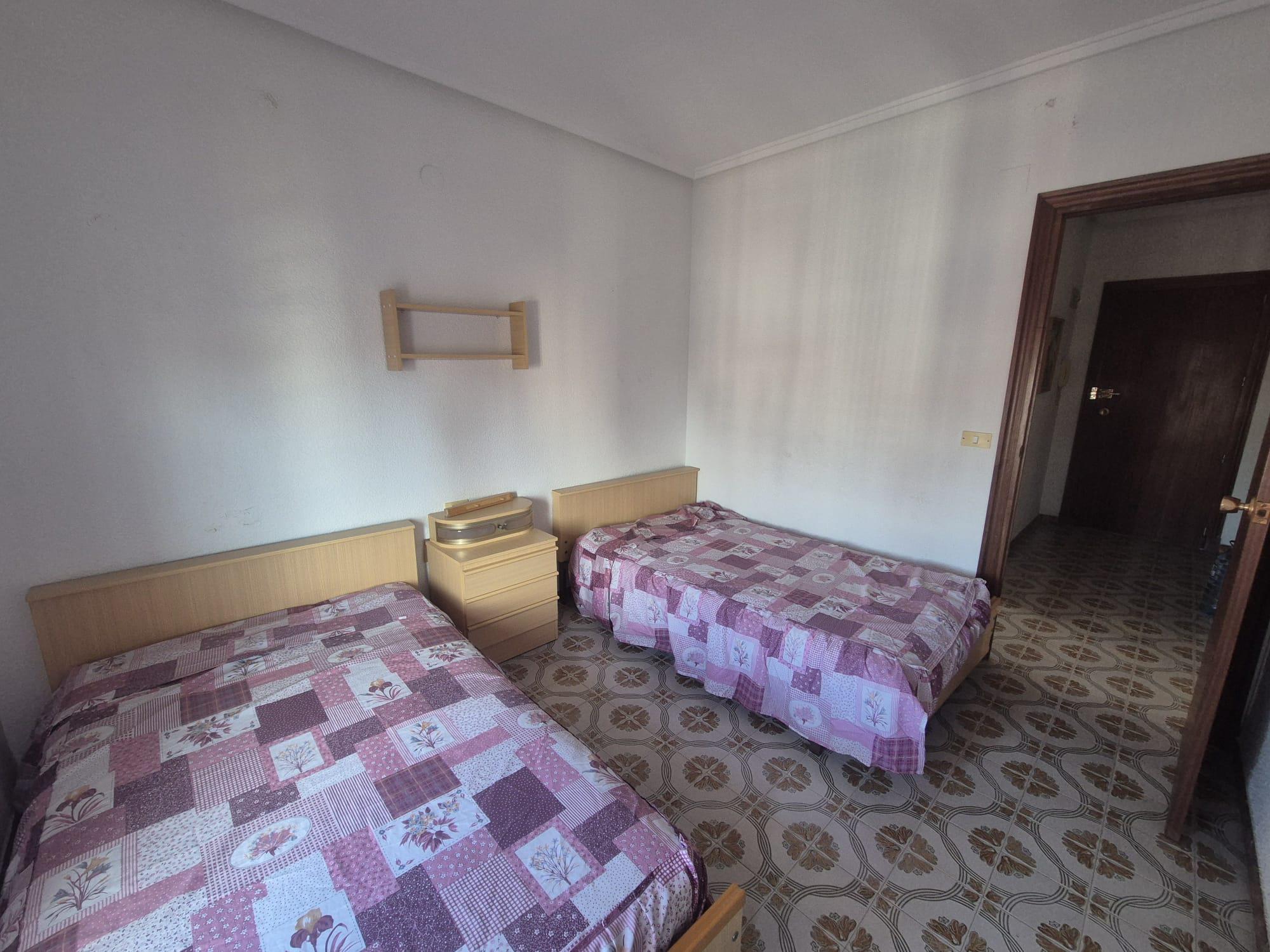 Imagen 19 Apto. Playa en venta en Santa Pola / Piso esquinero en Gran Playa, a una calle del mar