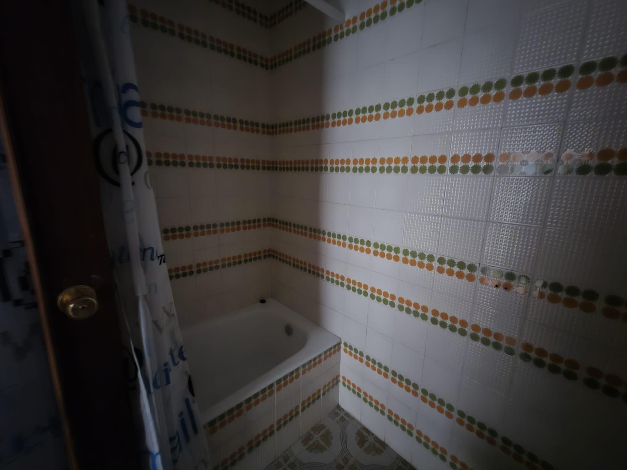 Imagen 23 Apto. Playa en venta en Santa Pola / Piso esquinero en Gran Playa, a una calle del mar