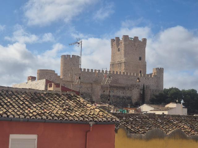 Imagen 6 Inmueble 298262 - Casa Adosada en venta en Villena / Casa adosada de 2 plantas para reformar,zona Las Cruces