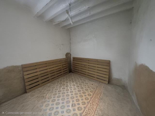 Imagen 10 Inmueble 298262 - Casa Adosada en venta en Villena / Casa adosada de 2 plantas para reformar,zona Las Cruces
