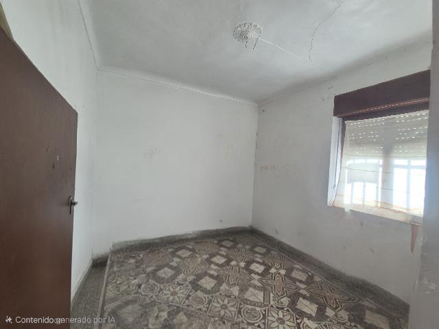 Imagen 7 Inmueble 298262 - Casa Adosada en venta en Villena / Casa adosada de 2 plantas para reformar,zona Las Cruces
