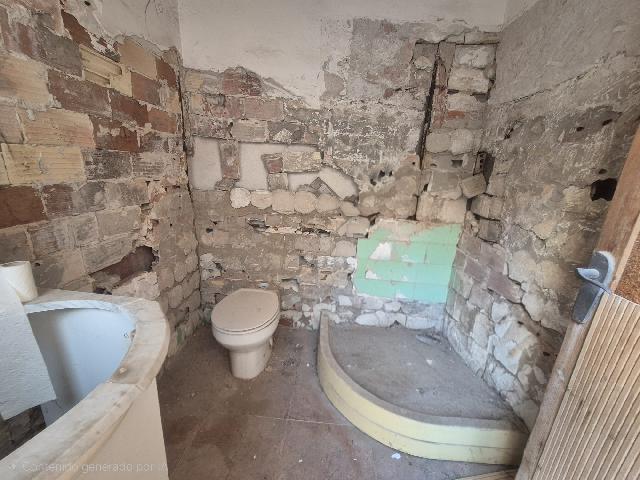 Imagen 16 Inmueble 298262 - Casa Adosada en venta en Villena / Casa adosada de 2 plantas para reformar,zona Las Cruces