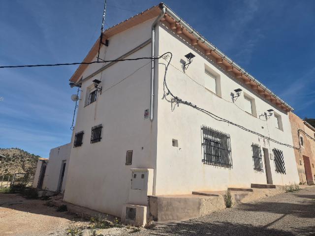 Imagen 1 Inmueble 298679 - Casa Pareada en venta en Monóvar/monòver / Casa adosada en Pda. de la Zafra, a 4 Km de Monovar