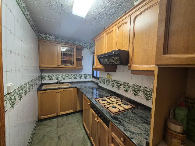 Imagen 6 Inmueble 299390 - Apartamento en venta en Villena / Dos pisos juntos enfrente de la parroquia de Santiago